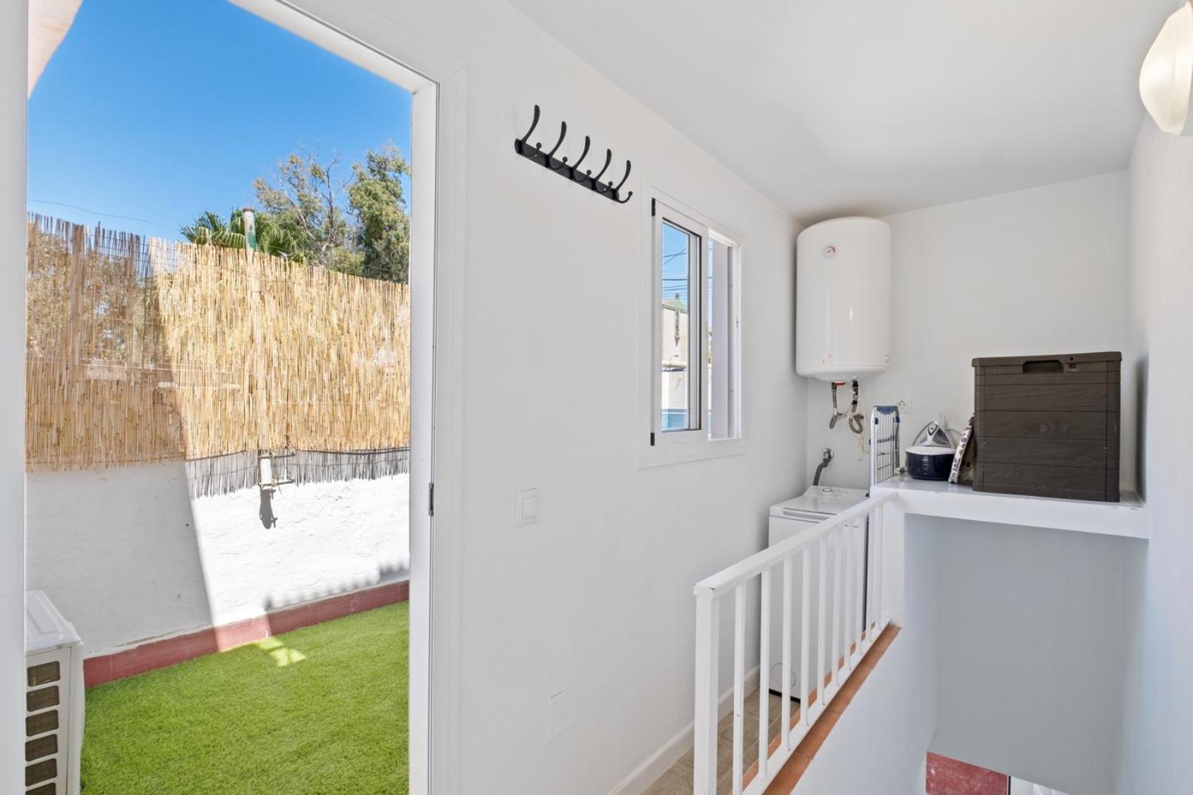 Apartamento En La Playa Con Terraza Μάλαγα Εξωτερικό φωτογραφία